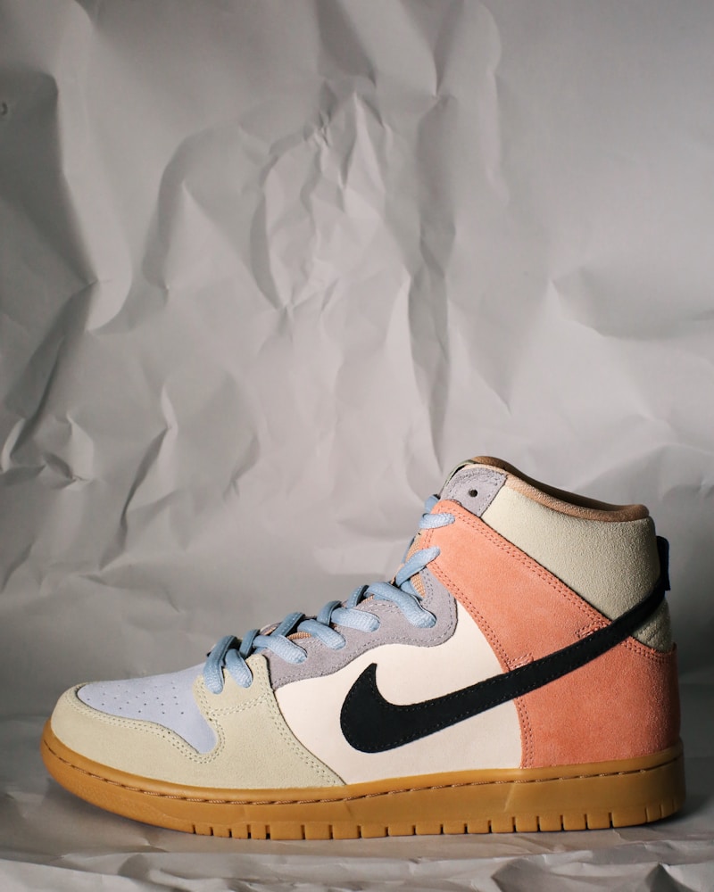 Court Legacy Low